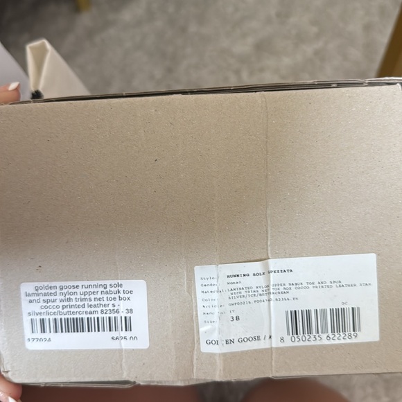 Golden Goose Deluxe Brand Sneakers in Gray and Cream - Picture 4 of 4